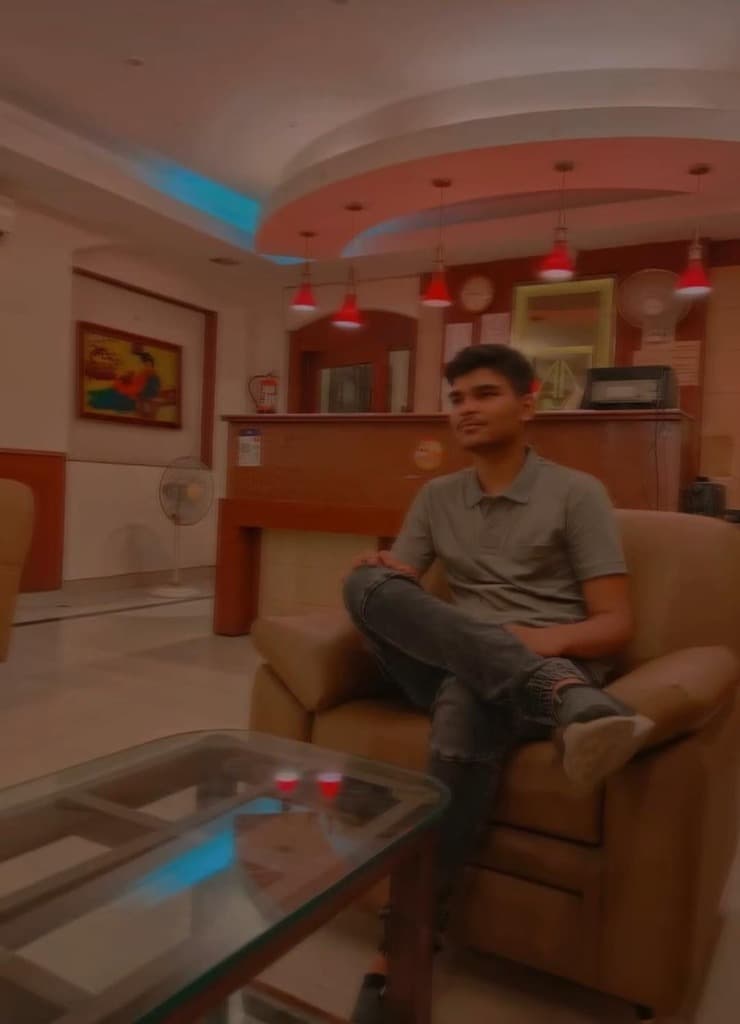 Alok Singh portrait photo in a lobby